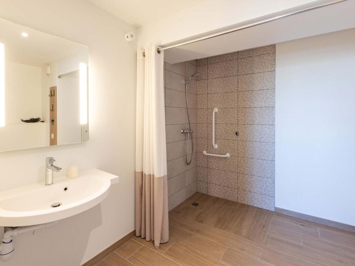 B&B Hotel Rennes Parc Expo Aeroport Bruz Eksteriør billede
