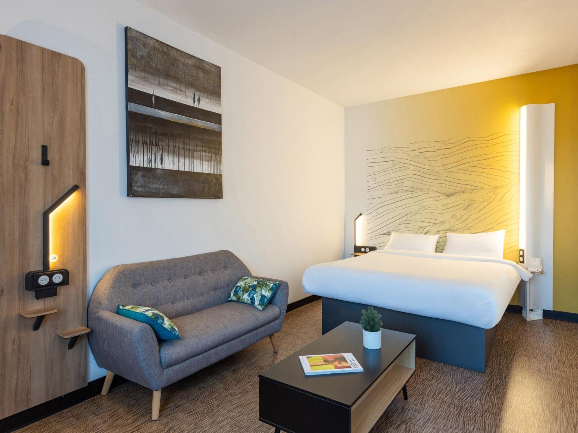 B&B Hotel Rennes Parc Expo Aeroport Bruz Eksteriør billede
